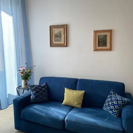 Le Di Cate E Max - Luna 피렌체